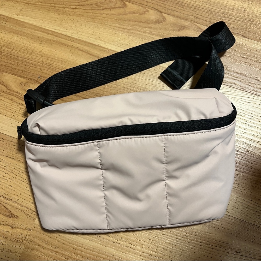 Calpak Luka Belt Bag in Rose Quartz